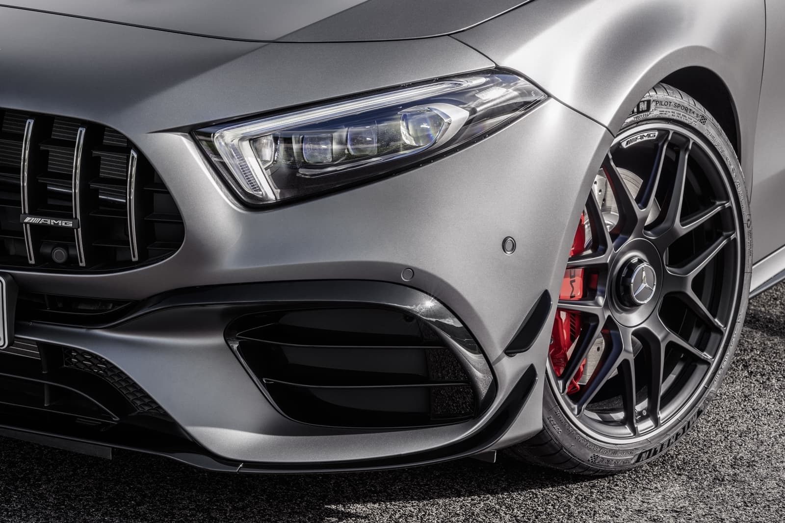 Mercedes Amg A 45 S 4matic+ (2019) Mercedes Amg A 45 S 4matic+ (2019)