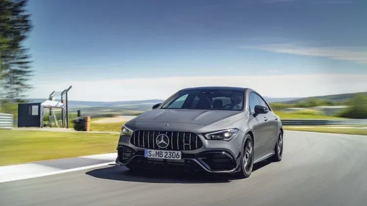 Mercedes Amg Cla 45 S 4matic+ (2019) Mercedes Amg Cla 45 S 4matic+ (2019)