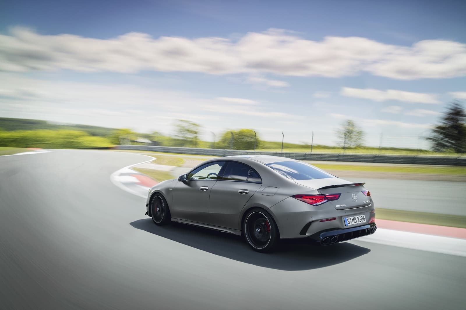 Mercedes Amg Cla 45 S 4matic+ (2019) Mercedes Amg Cla 45 S 4matic+ (2019)