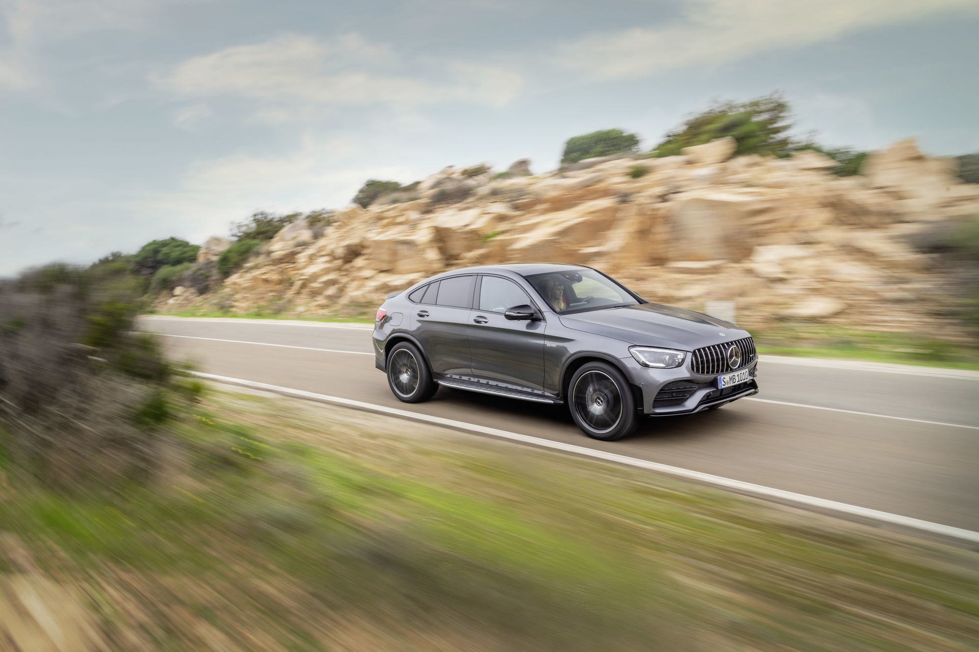 Die Neuen Mercedes Amg Glc 43 4matic Modelle The New Mercedes Amg Glc 43 4matic Models: More Agile And More Distinctive: Chocks Away For The Dynamic Duo