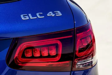 Die Neuen Mercedes Amg Glc 43 4matic Modelle: Agiler Und Markanter: Start Frei Für Die Ungleichen Zwillinge The New Mercedes Amg Glc 43 4matic Models: More Agile And More Distinctive: Chocks Away For The Dynamic Duo