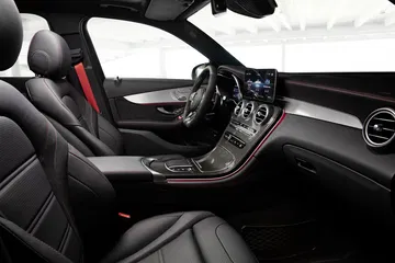 Die Neuen Mercedes Amg Glc 43 4matic Modelle: Agiler Und Markanter: Start Frei Für Die Ungleichen Zwillinge The New Mercedes Amg Glc 43 4matic Models: More Agile And More Distinctive: Chocks Away For The Dynamic Duo