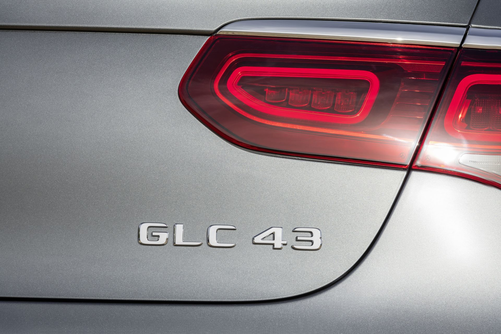 Die Neuen Mercedes Amg Glc 43 4matic Modelle The New Mercedes Amg Glc 43 4matic Models: More Agile And More Distinctive: Chocks Away For The Dynamic Duo