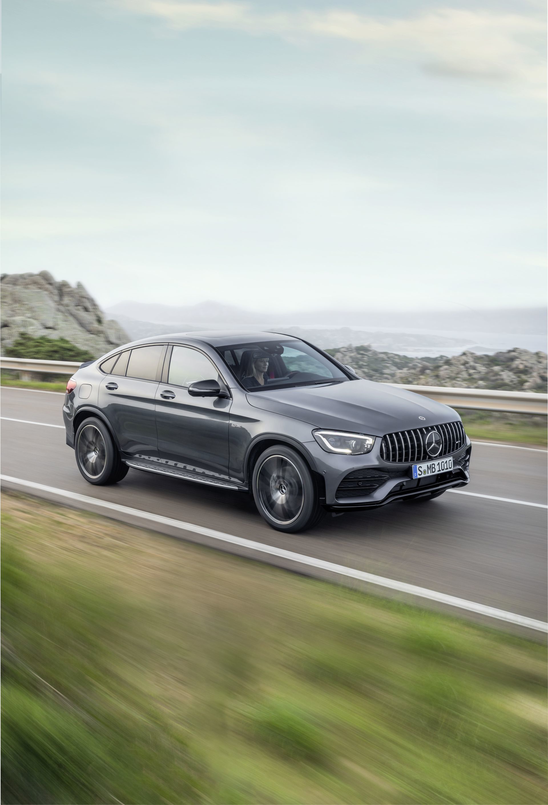 Die Neuen Mercedes Amg Glc 43 4matic Modelle The New Mercedes Amg Glc 43 4matic Models: More Agile And More Distinctive: Chocks Away For The Dynamic Duo