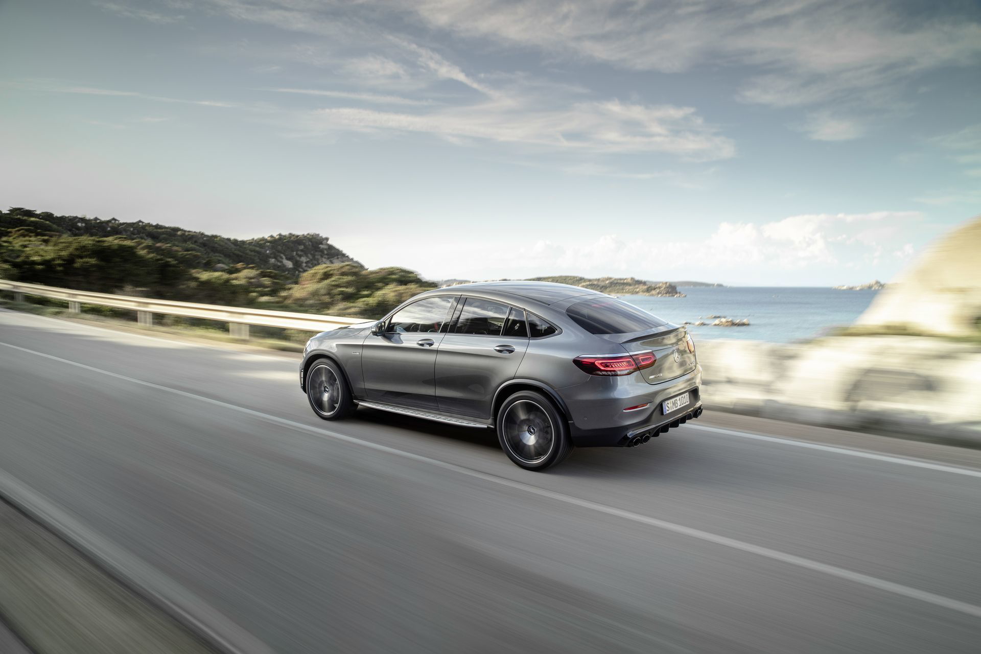 Die Neuen Mercedes Amg Glc 43 4matic Modelle The New Mercedes Amg Glc 43 4matic Models: More Agile And More Distinctive: Chocks Away For The Dynamic Duo