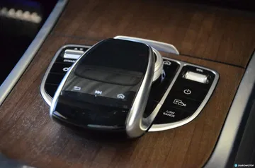 Mercedes Clase G Interior 04
