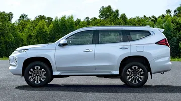 Mitsubishi Montero Sport 2020 0719 012