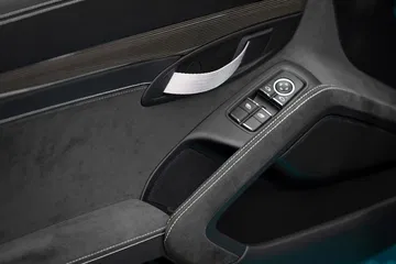 Porsche 718 Cayman Gt4 0719 053