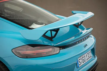 Porsche 718 Cayman Gt4 0719 064