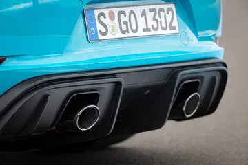 Porsche 718 Cayman Gt4 0719 070