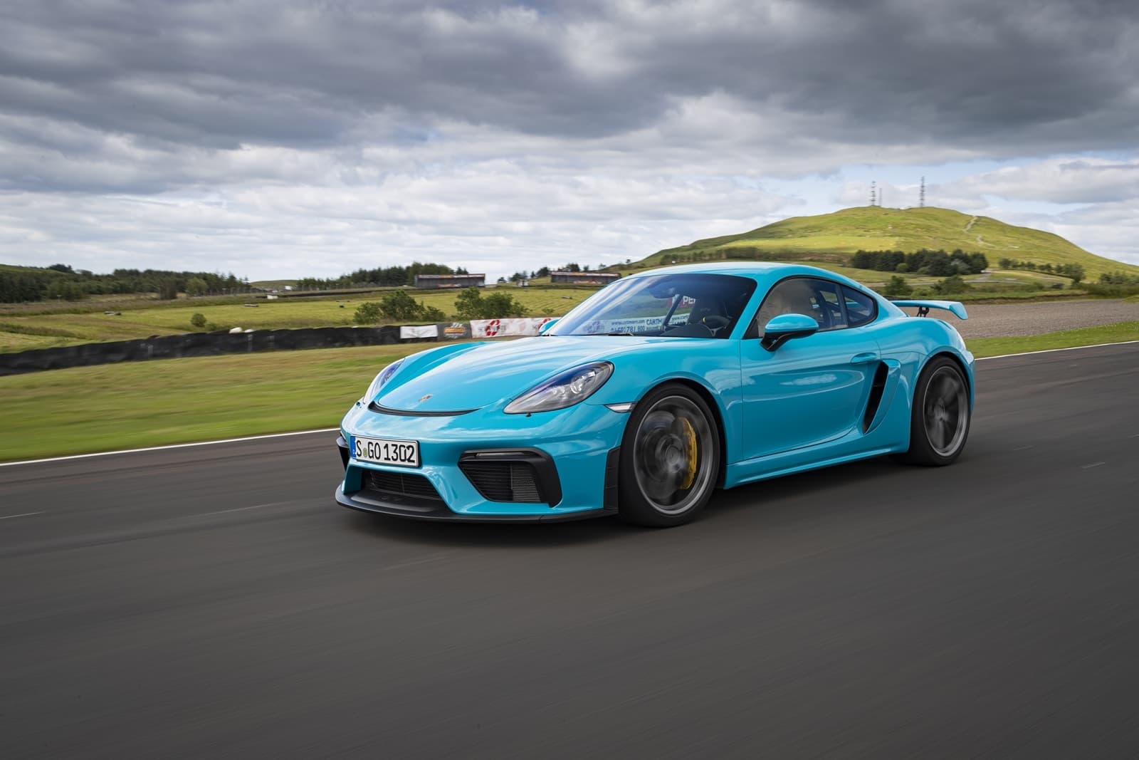 Porsche 718 Cayman Gt4 0719 076