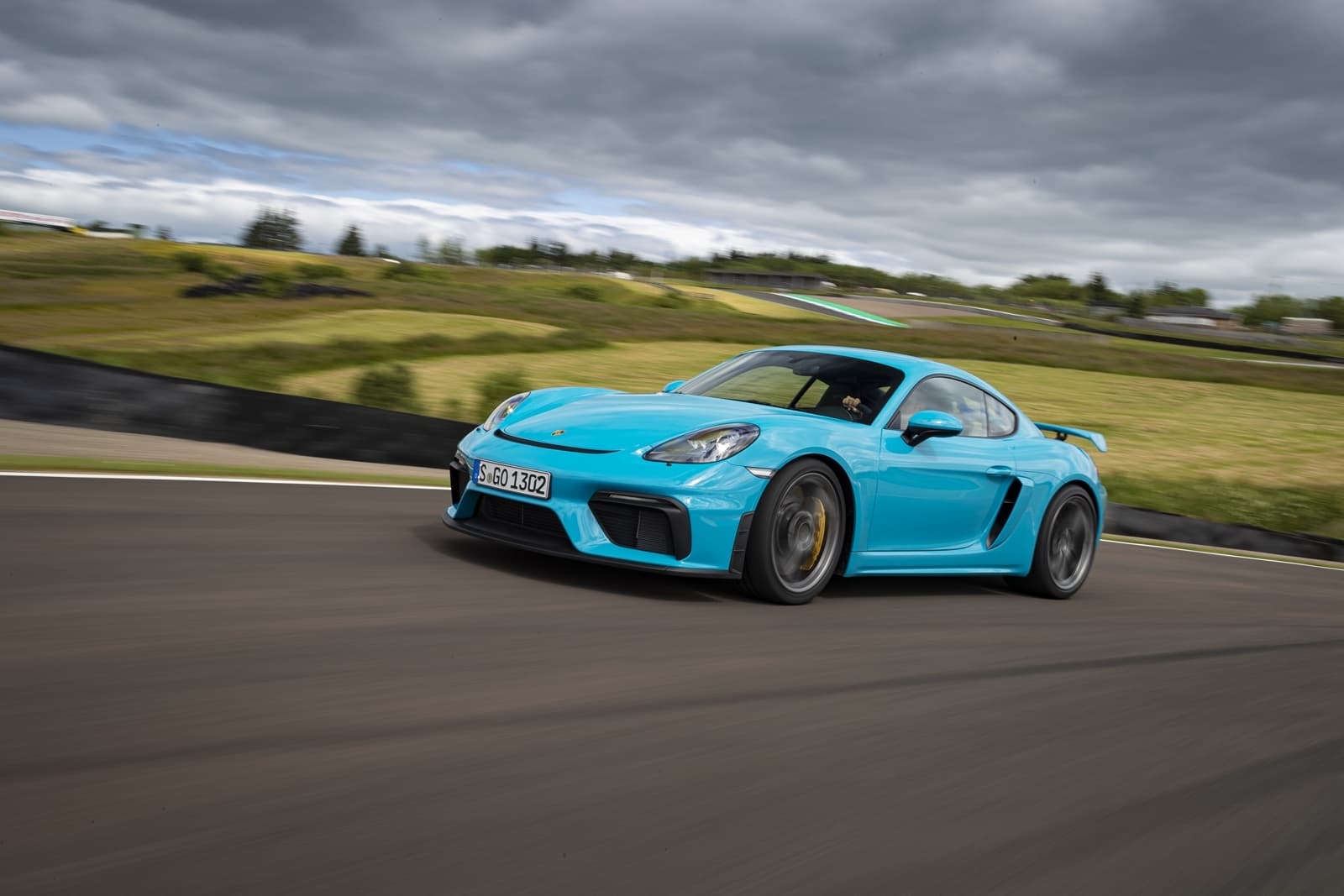 Porsche 718 Cayman Gt4 0719 080