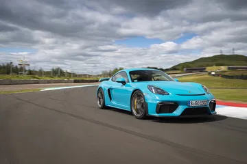 Porsche 718 Cayman Gt4 0719 083
