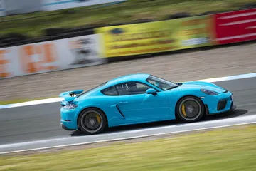 Porsche 718 Cayman Gt4 0719 089