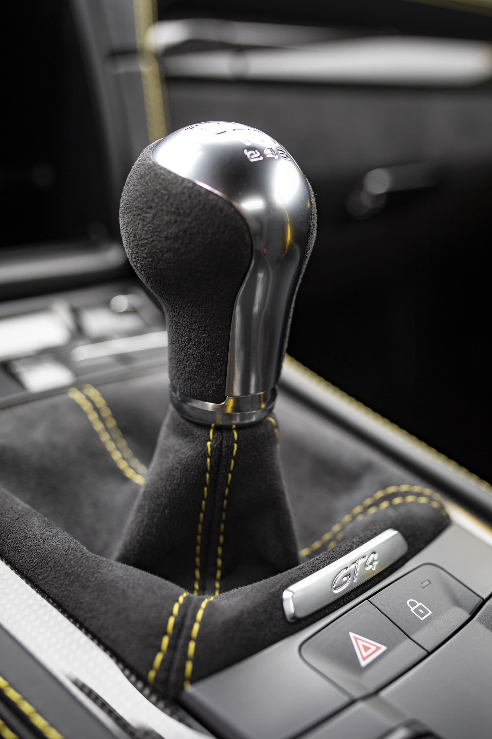 Porsche 718 Cayman Gt4 0719 098