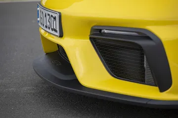 Porsche 718 Cayman Gt4 0719 106