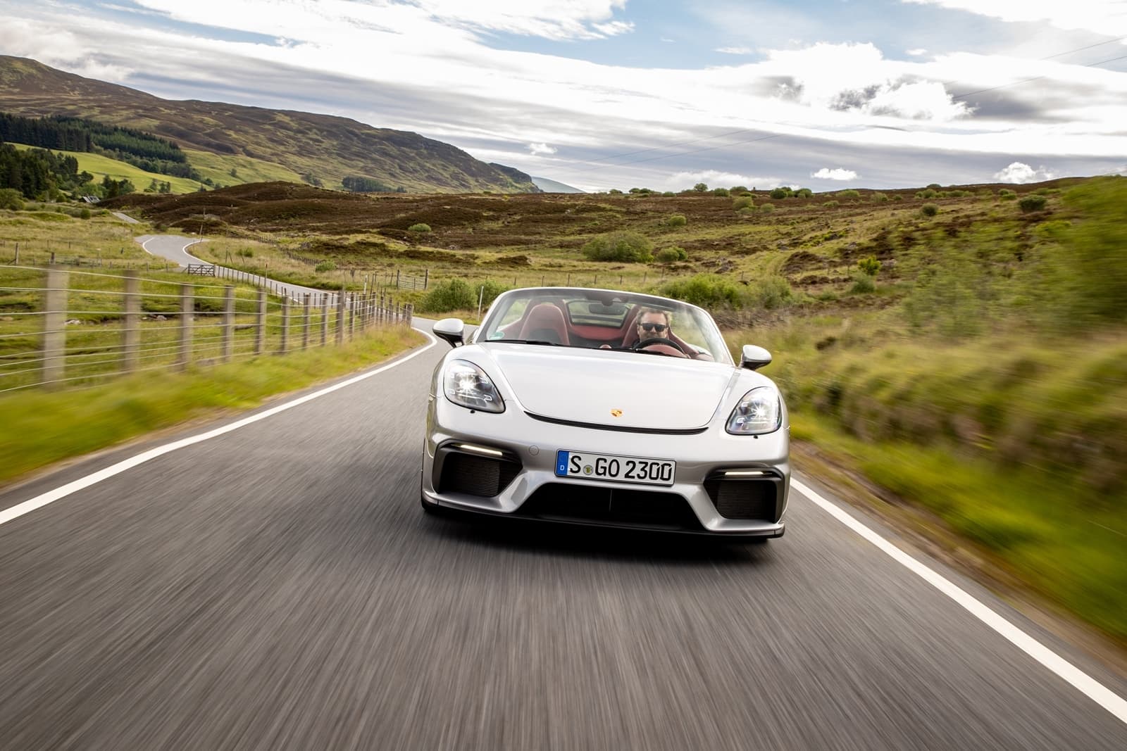 Porsche 718 Spyder 0719 012