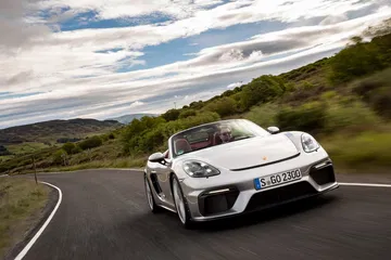 Porsche 718 Spyder 0719 015