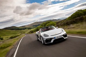 Porsche 718 Spyder 0719 016