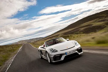 Porsche 718 Spyder 0719 019