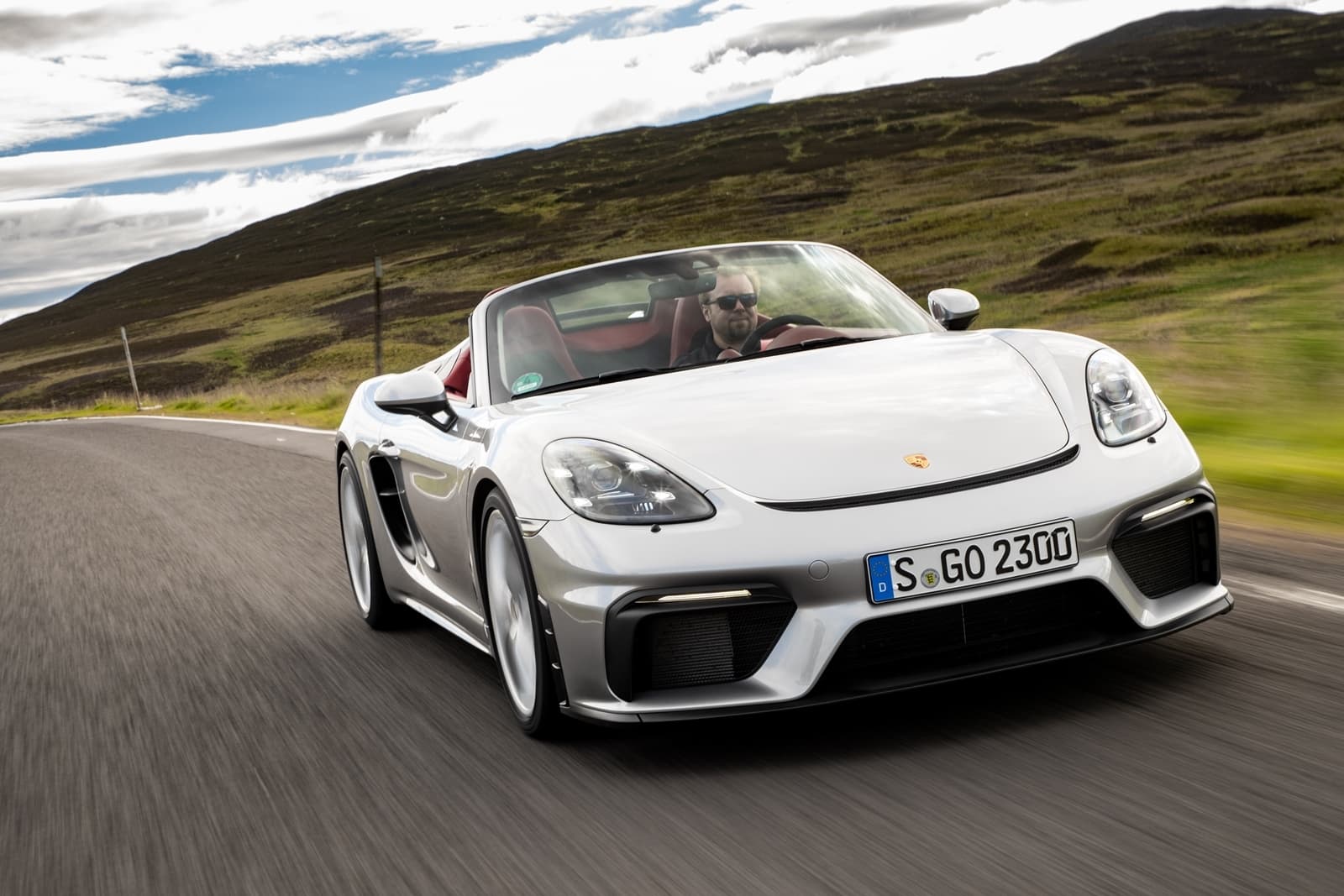 Porsche 718 Spyder 0719 020