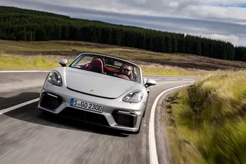 Porsche 718 Spyder 0719 025