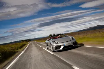 Porsche 718 Spyder 0719 026