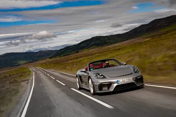 Porsche 718 Spyder 0719 027