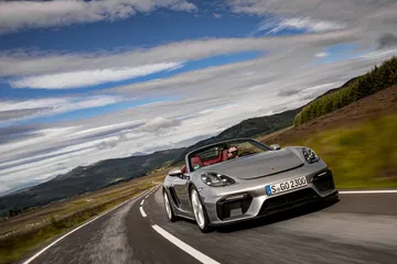 Porsche 718 Spyder 0719 028