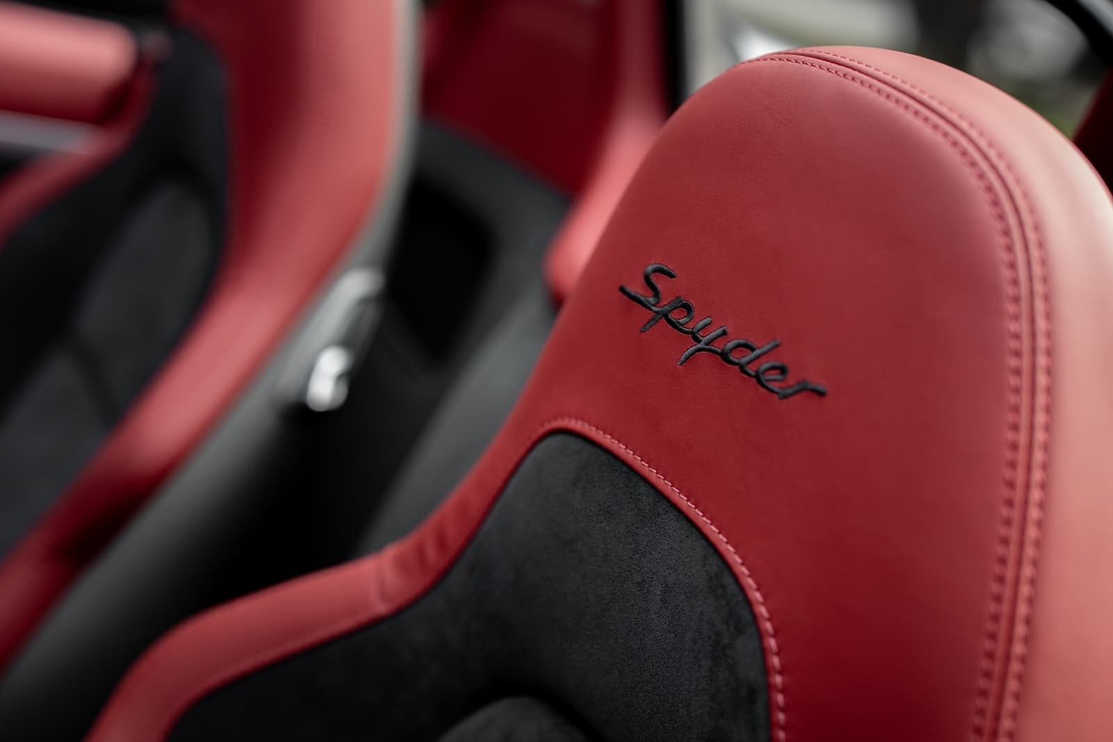 Porsche 718 Spyder 0719 070