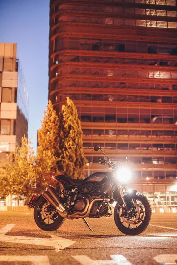 Prueba Indian Ftr 1200 35
