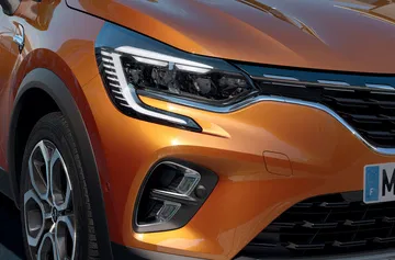 Renault Captur 2019 Naranja Atacama Exterior 06