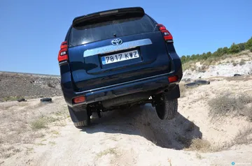 Toyota Land Cruiser Exterior 10
