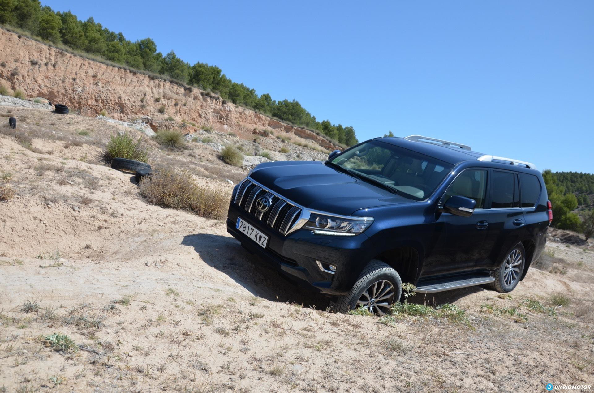 Toyota Land Cruiser Exterior 12