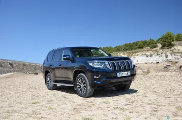 Toyota Land Cruiser Exterior 19