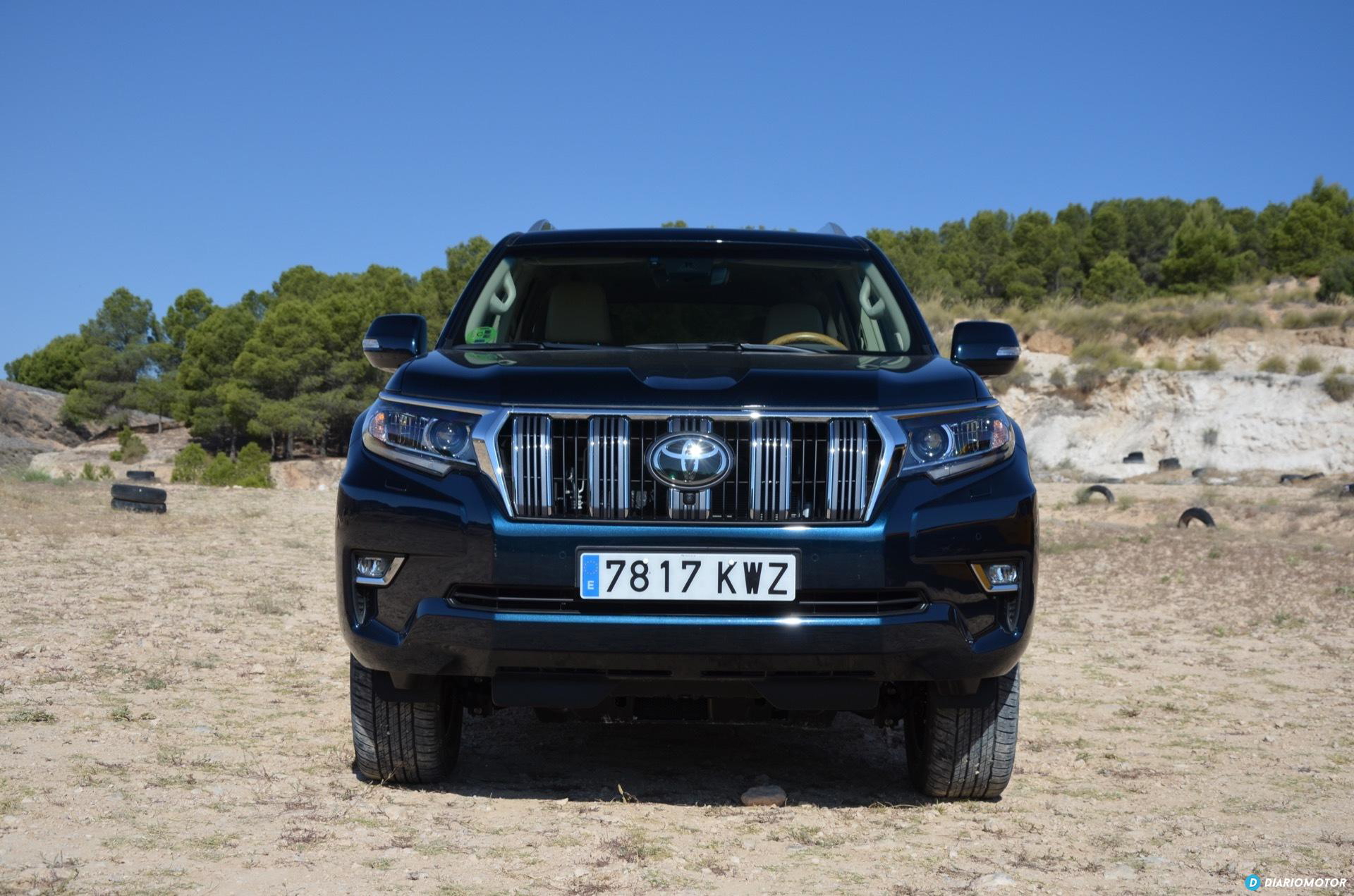 Toyota Land Cruiser Exterior 34