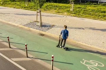 Audi Combines E Scooter With Skateboard