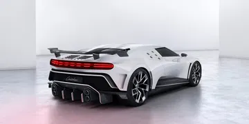 Bugatti Centodieci 15