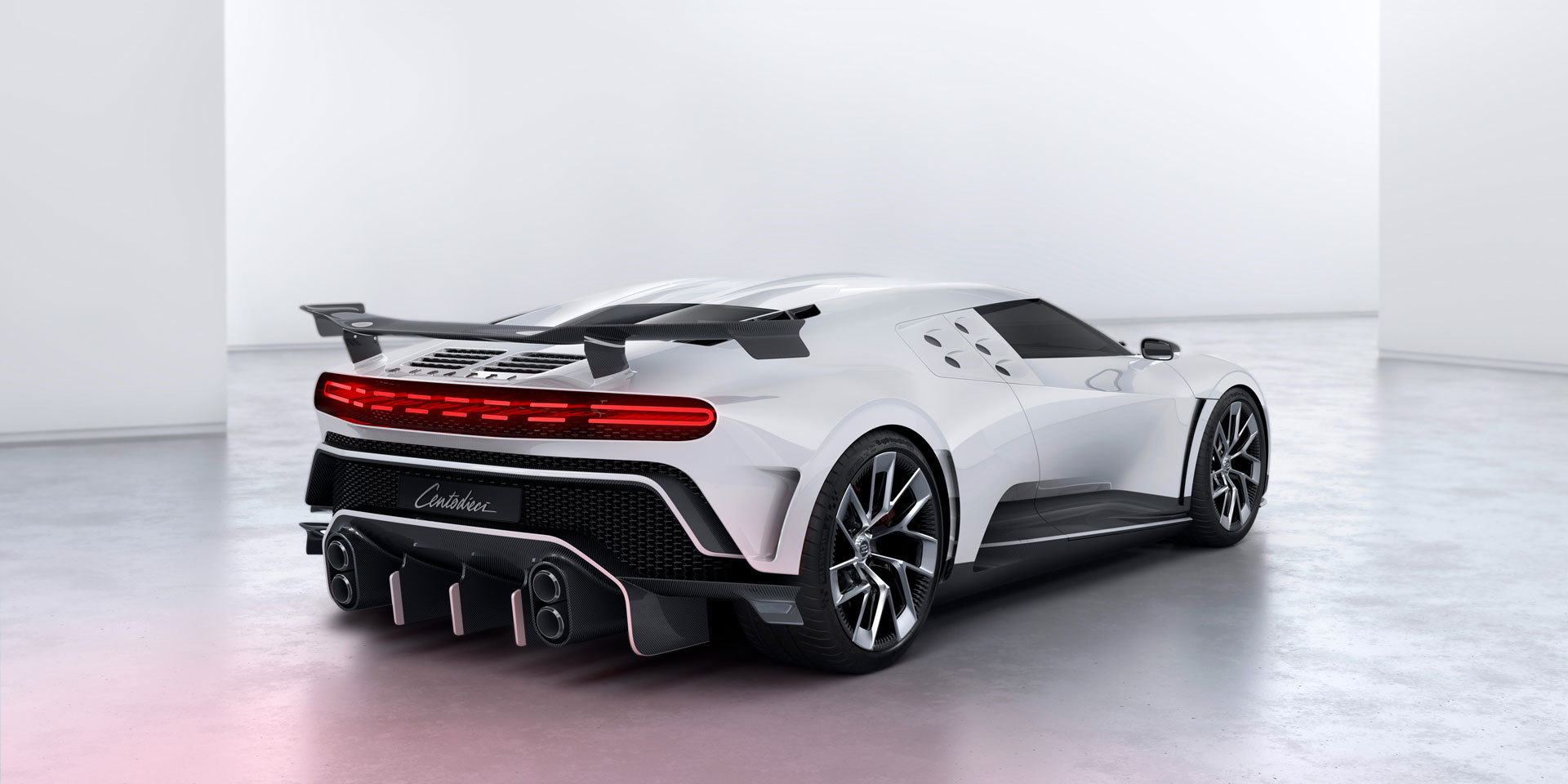 Bugatti Centodieci 15