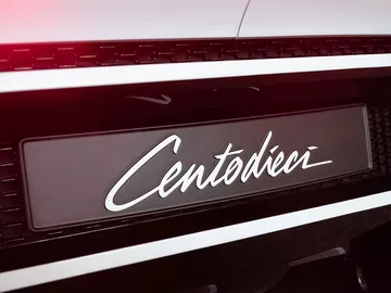 Bugatti Centodieci 21