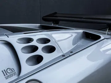 Bugatti Centodieci 32