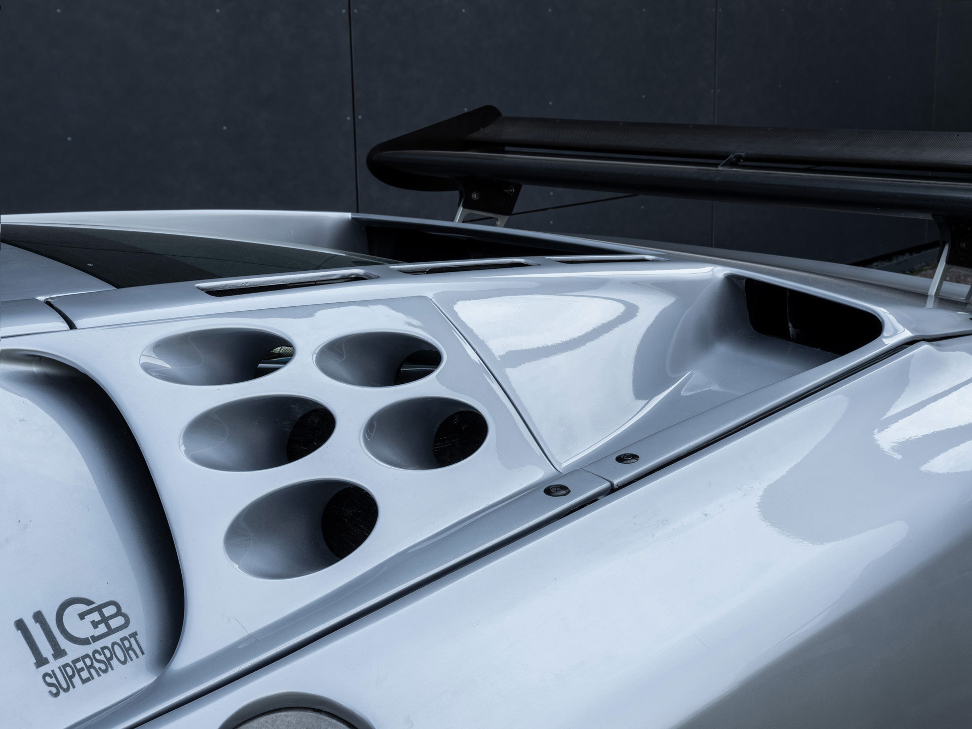 Bugatti Centodieci 32