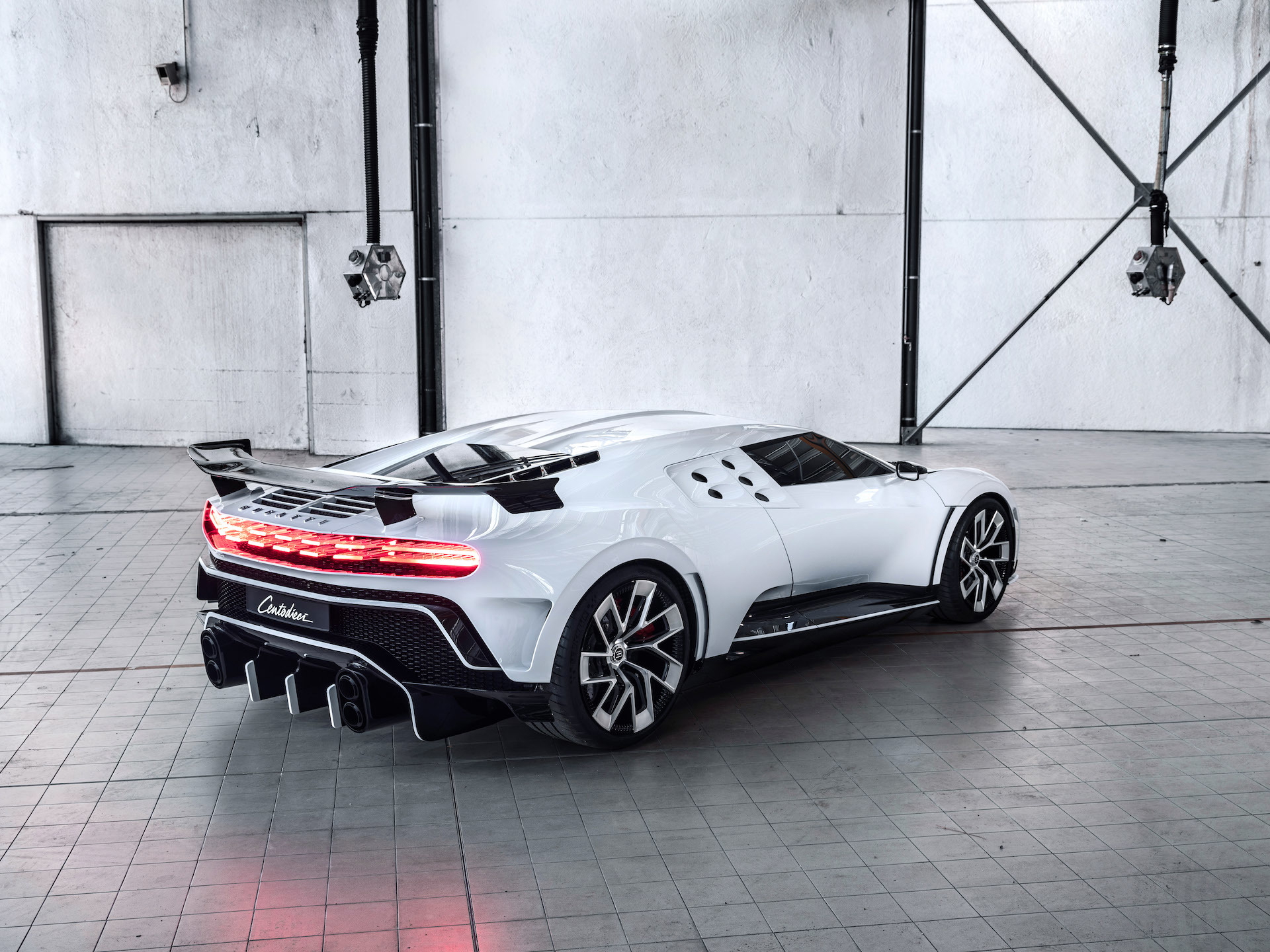 Bugatti Centodieci 44