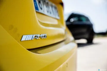 Mercedes Amg A 35 Vs Cupra Ateca 12