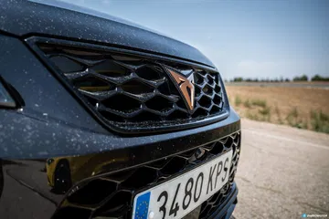 Mercedes Amg A 35 Vs Cupra Ateca 13