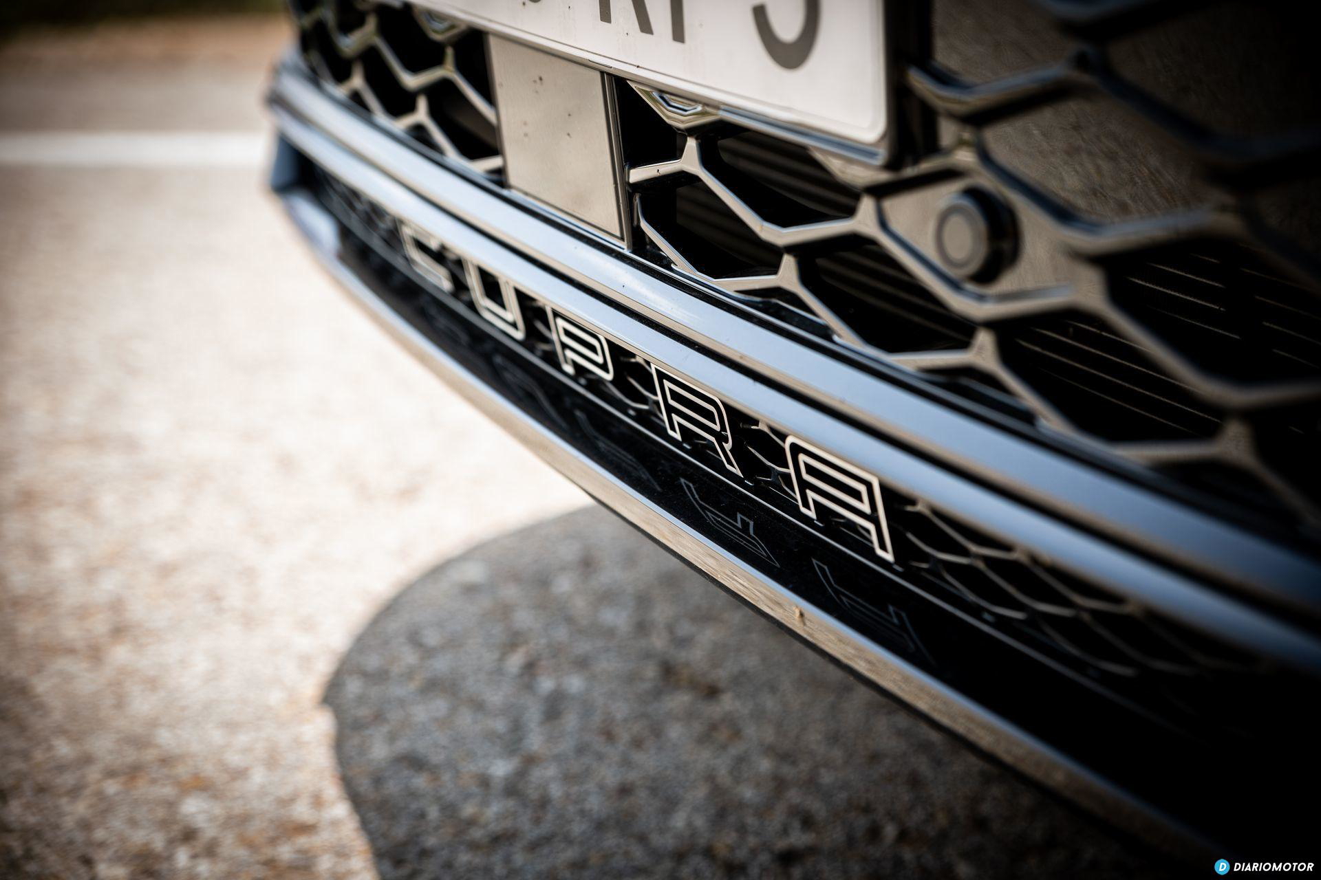 Mercedes Amg A 35 Vs Cupra Ateca 18