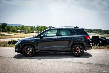 Mercedes Amg A 35 Vs Cupra Ateca 26