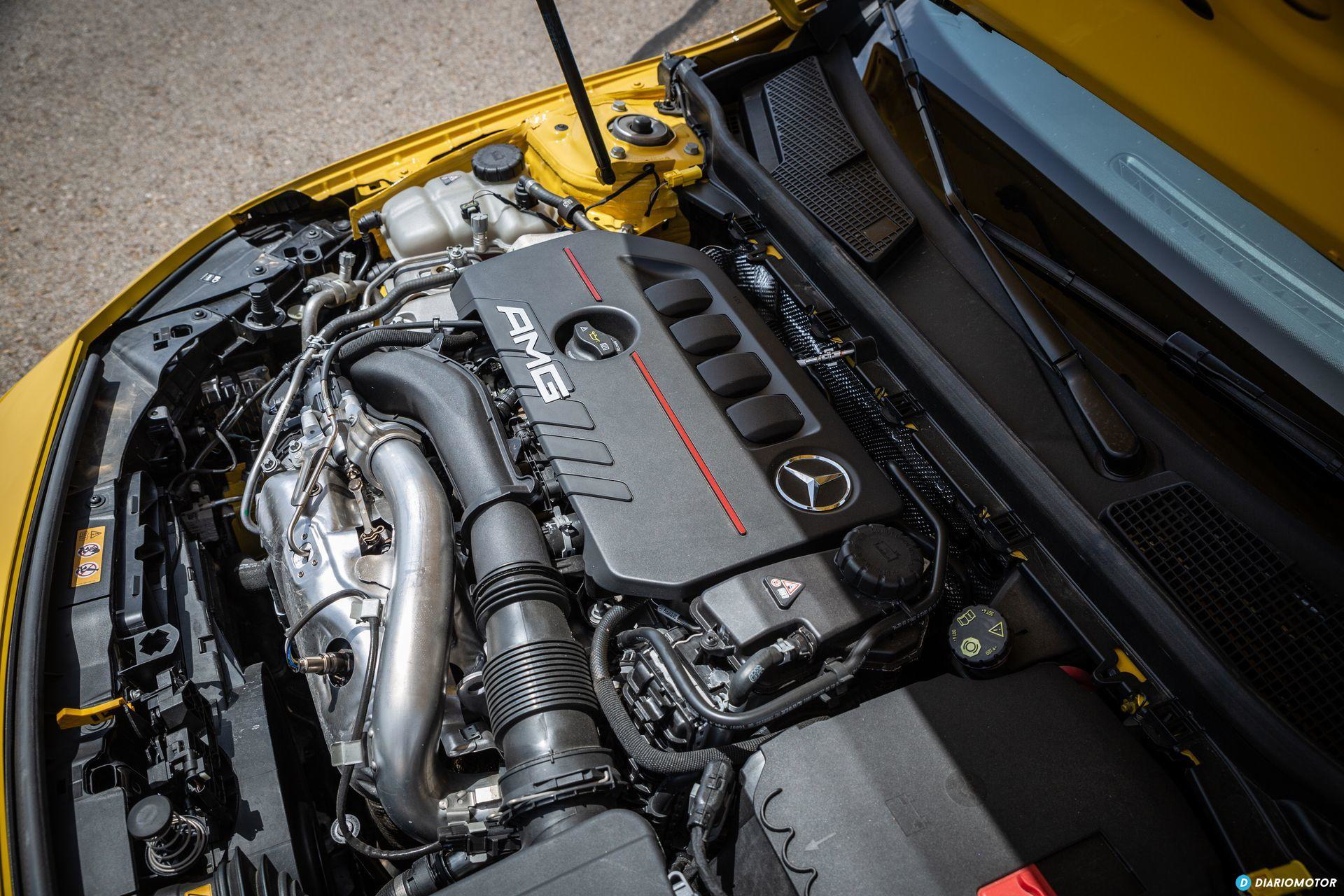 Mercedes Amg A 35 Vs Cupra Ateca 29