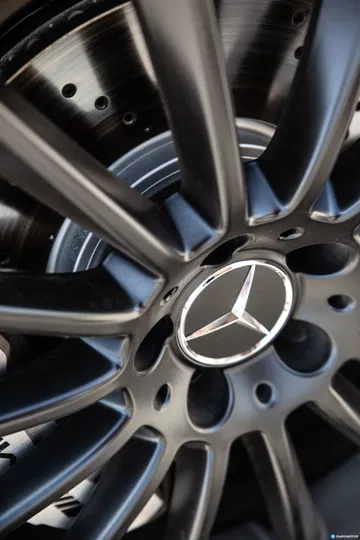 Mercedes Amg A 35 Vs Cupra Ateca 8