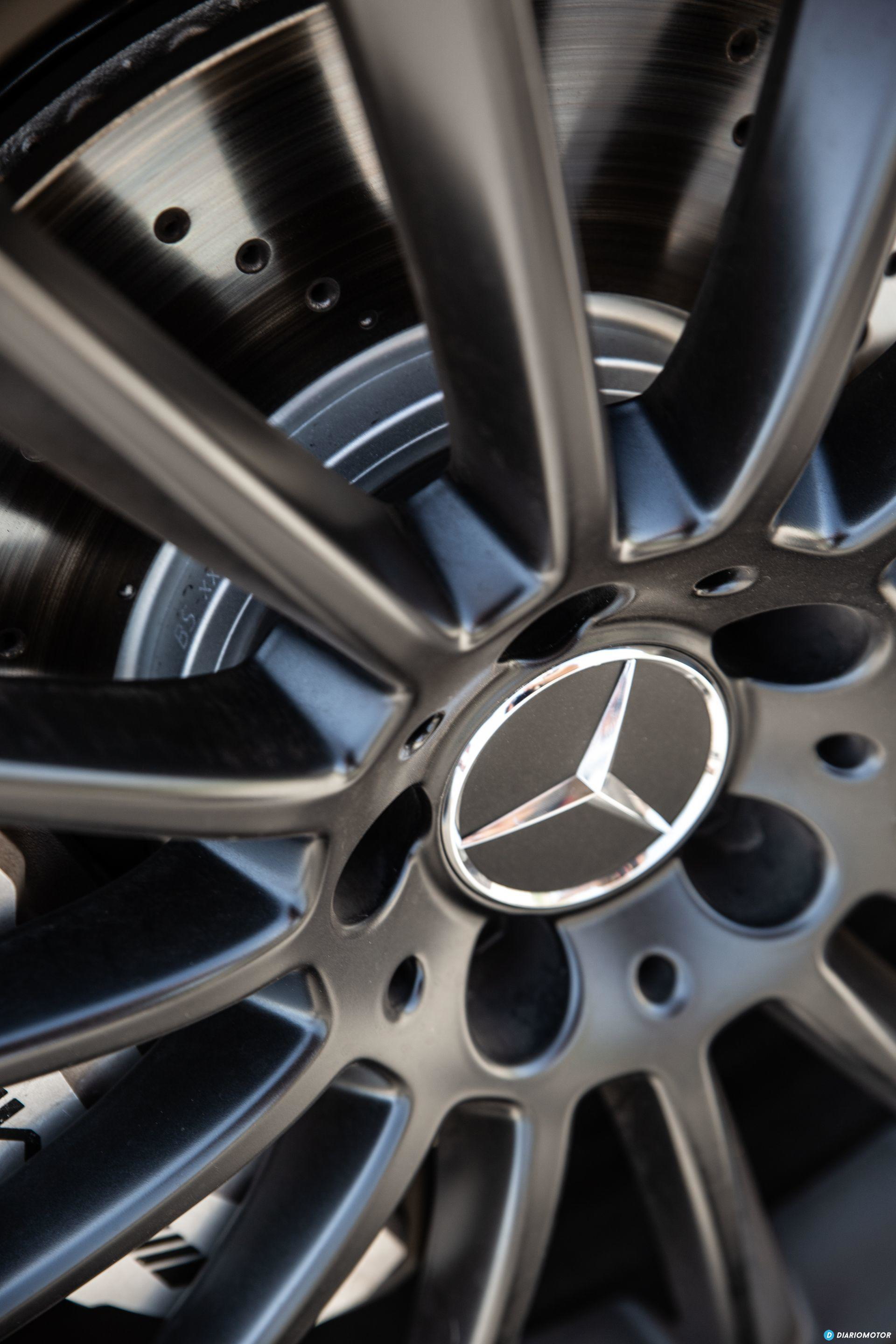 Mercedes Amg A 35 Vs Cupra Ateca 8